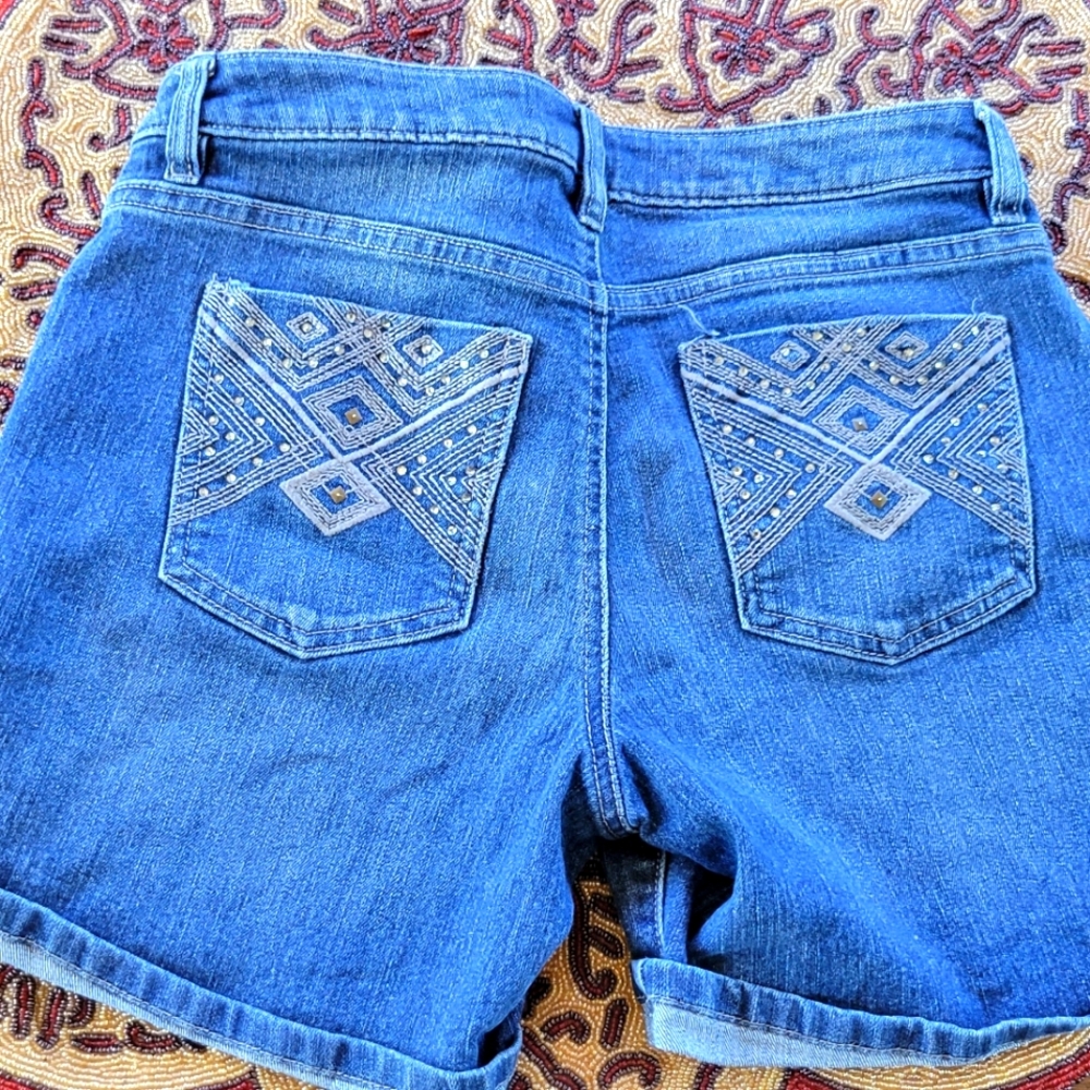 Apt 9 women's Jean Shorts
